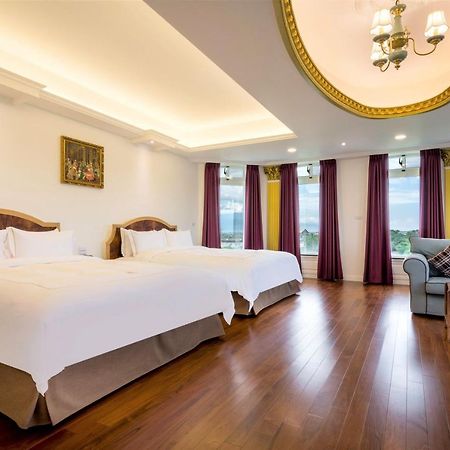 The White Paris Hotel Джиаоси Екстериор снимка