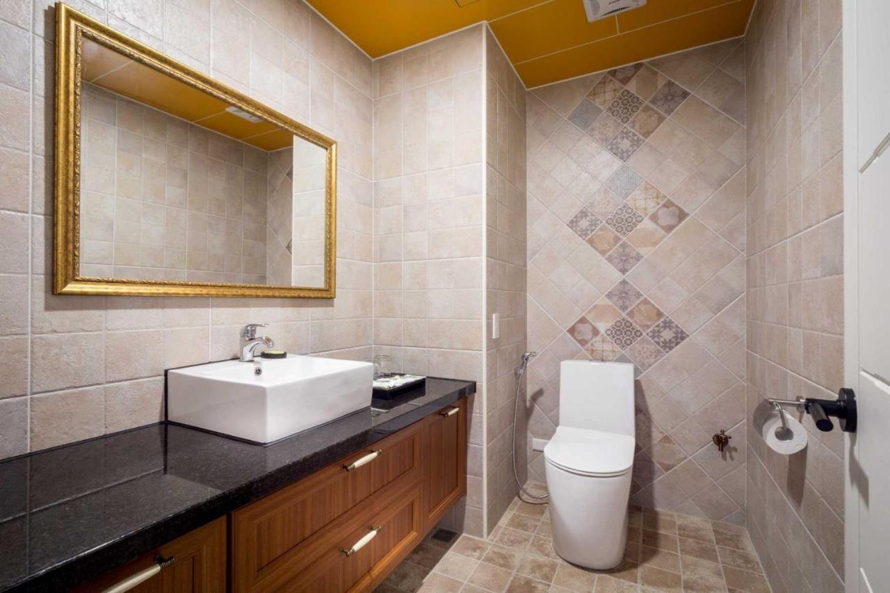 The White Paris Hotel Джиаоси Екстериор снимка